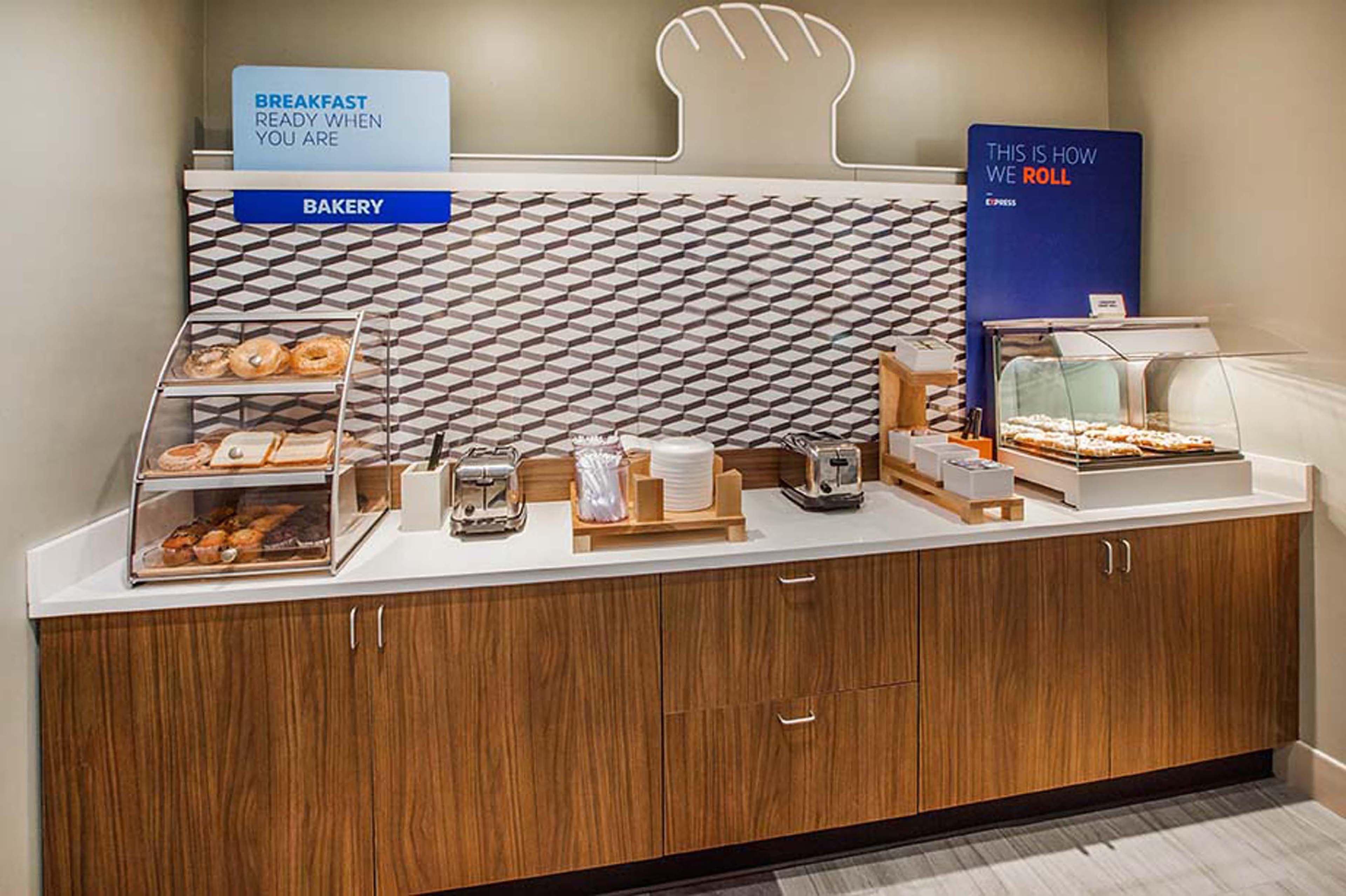 Holiday Inn Express Absecon-Atlantic City Area By Ihg Ngoại thất bức ảnh